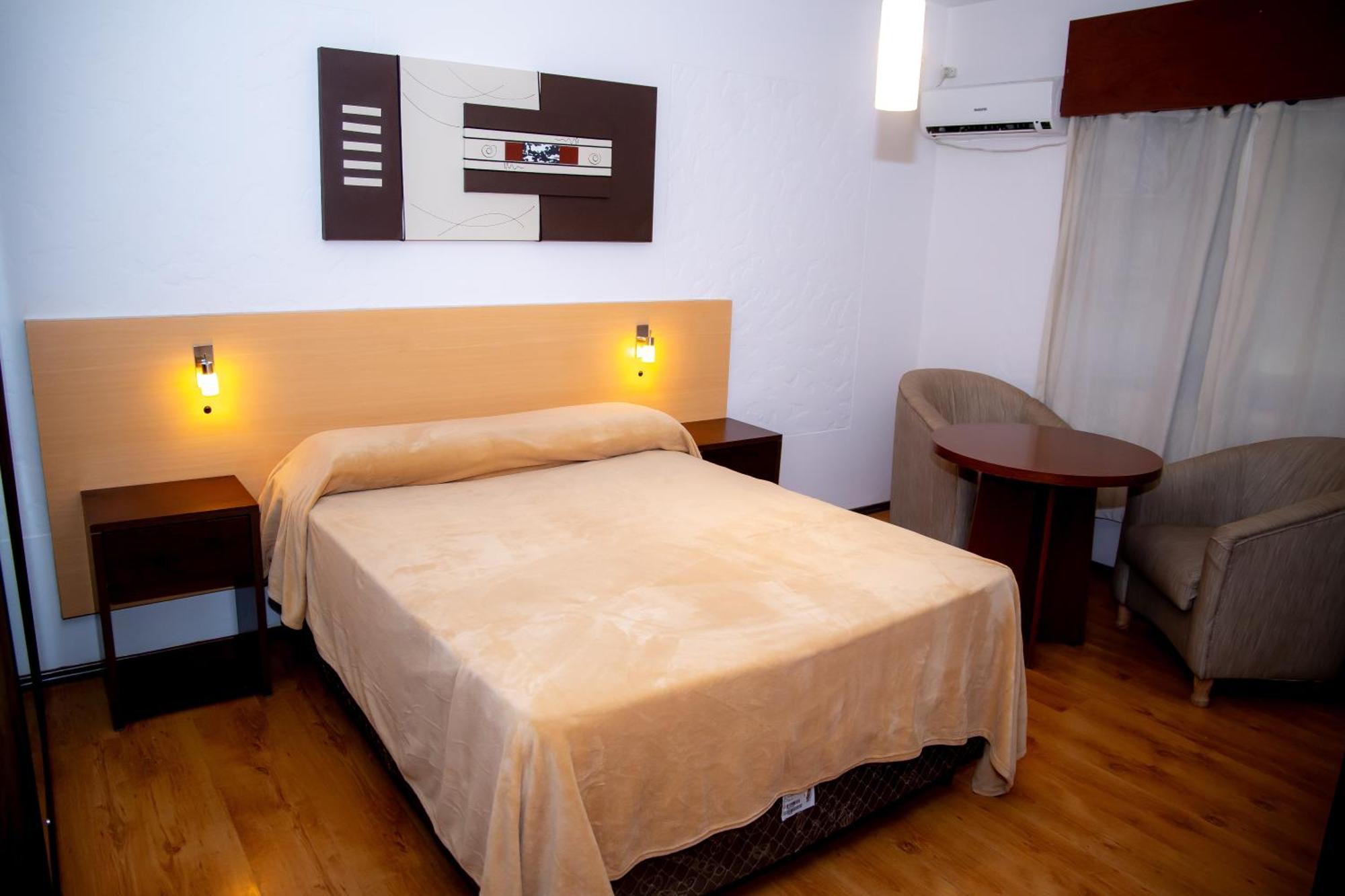 Hotel Internacional Chuy Extérieur photo